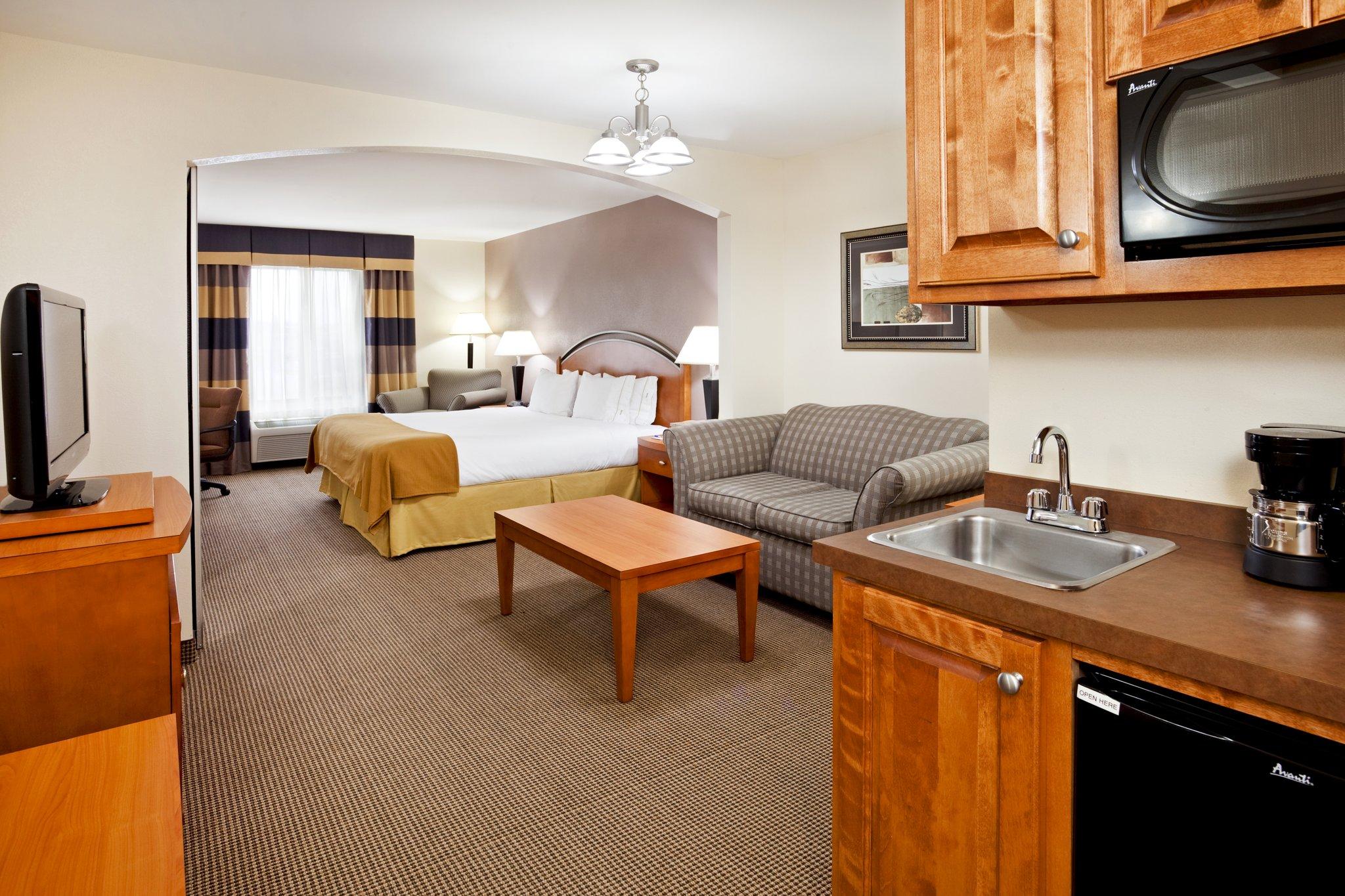 Holiday Inn Express Forest City By Ihg Екстер'єр фото