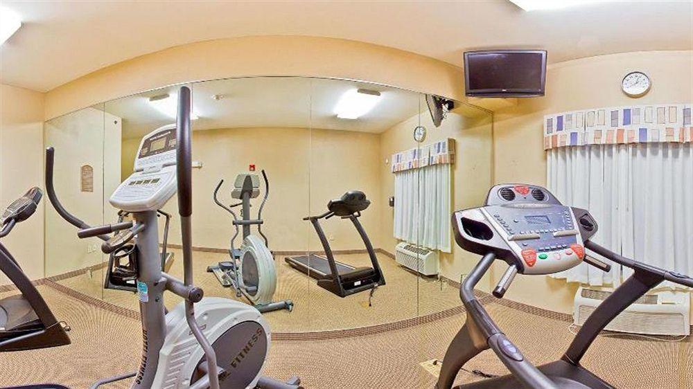 Holiday Inn Express Forest City By Ihg Екстер'єр фото